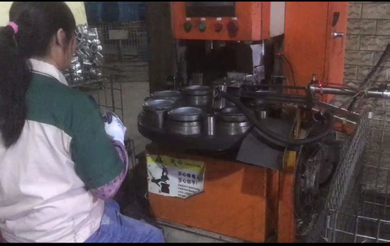 কেনা আইএসও কাস্টমাইজড ফিল্টার কাঁচামাল ভোল্টেজ রঙের বিকল্প উপলব্ধ অনলাইনে উৎপাদন