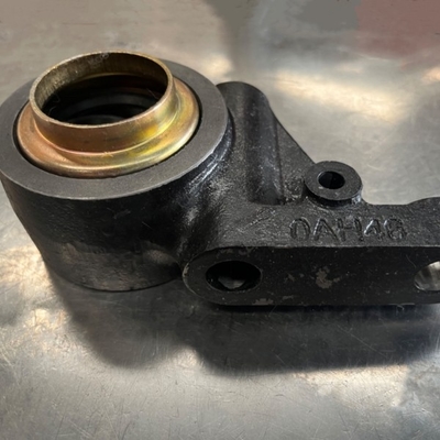 711-50310-6164 Sinotruk Howo T5G খুচরা যন্ত্রাংশ ক্যামশ্যাফ্ট বন্ধনী RH